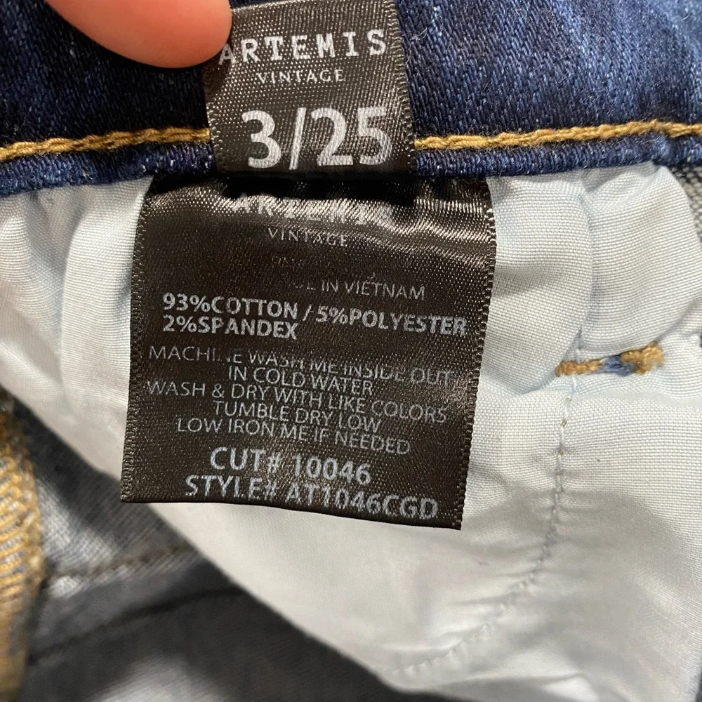 Artemis Vintage Ruby High Rise Stretch Ankle Cigarette Jeans 3/25 Distressed